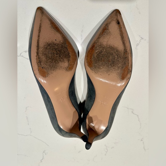 Giorgio Armani Gray Suede Pointed Toe Heels - size 8.5 / 38.5 - Picture 7 of 8